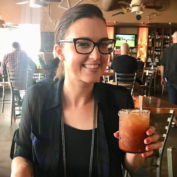 Meet your Posher, Claire - Picture 8 of 8